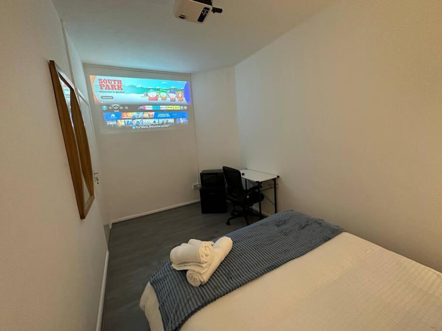 Small Cozy Private Bedroom Zone1 London Eksteriør billede
